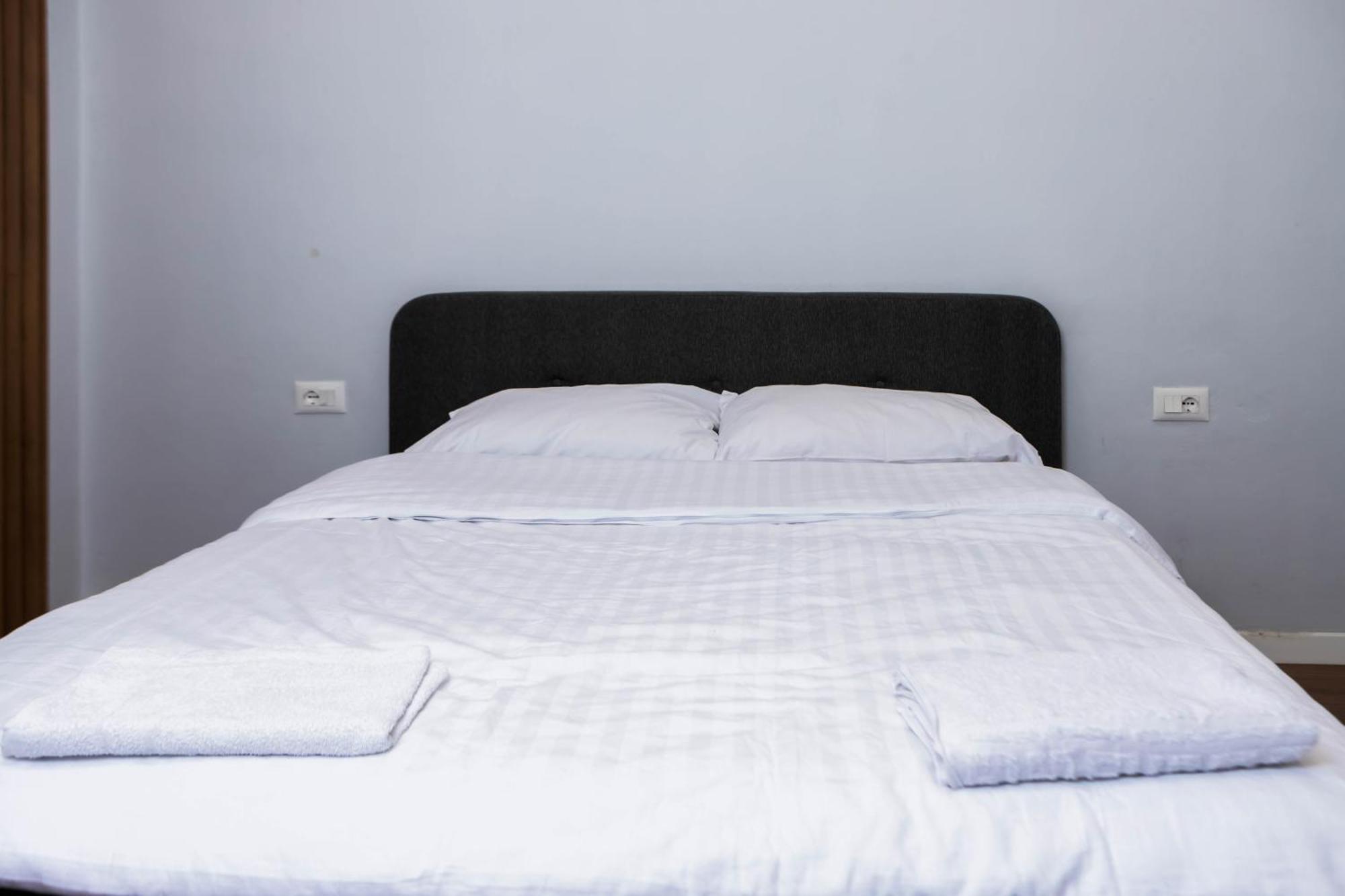 Be Solei Studio Apartments Sol 1 Tiranë Ngoại thất bức ảnh